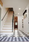 Spacious 4-bedroom house in charming Wilson with AC, WiFi - Homestays