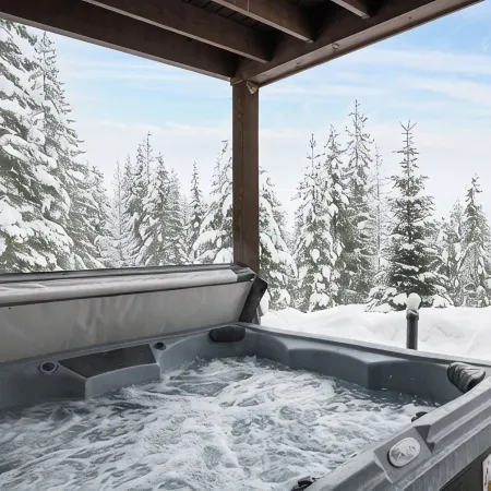 Secluded 4-bedroom Cabin Retreat with Game Room, AC, Hot Tub and Amazing View