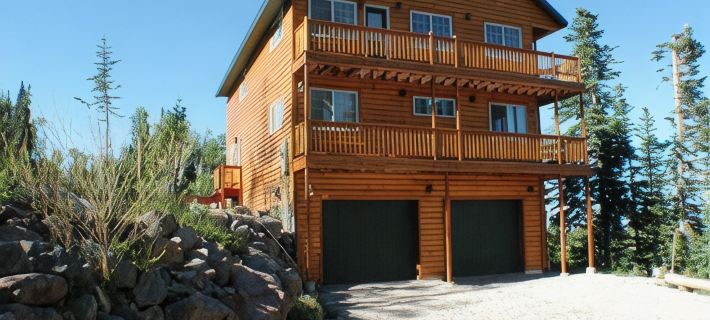 Ski in/Ski Out Cabin. 5 Bedrooms. 4 King Beds. Bunk Room. Fast WiFi. Sleeps 25+ ブライアン・ヘッドのホテル