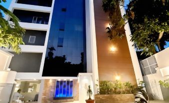 Iswarya Residency