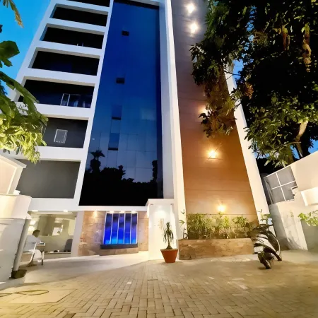 Iswarya Residency