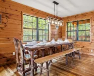 Dollywood - Best Location & Value - Chalets