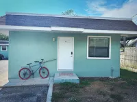 Bikes, Beaches and Quaint Floridian Downtowns - Villas