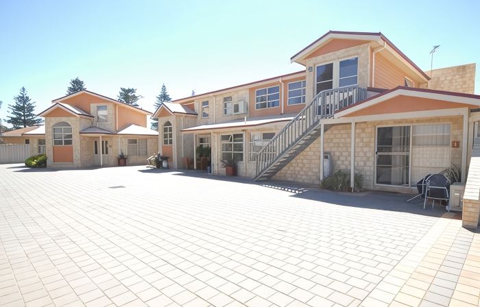 Esperance Foreshore Apartments