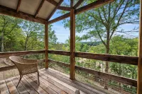 Lucky's Canoe & Kayak Cabin #2 - Caddo River Access! - 2-Star