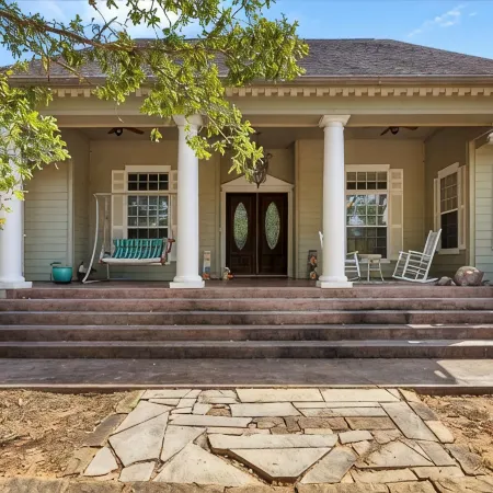 Mesquite Retreat: Close to Austin and COTA: Fun, Family, and Friends,
