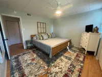 Family Friendly Condo minutes to beach w/ large pool and private outdoor space. - 2-Star