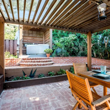 Escape to la Jolla! Secluded MidCentury WindanSea Beach Bungalow, Bikes, Hot Tub