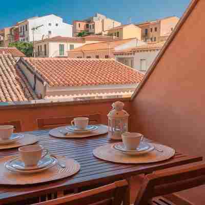 Relaxing Cristal Blu Studio Sleeps 3 Persons Dining/Meeting Rooms
