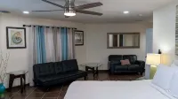 Blizzard's Lighthouse 4 Bedroom Home - balcony