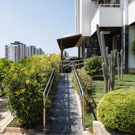Upart Home
