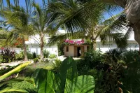 Uzuri Boutique Hotel -  Holiday Villas