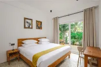 Azura Boutique Apartments - 2-Star