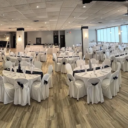 Ramada by Wyndham Belleville Harbourview Conference Centre