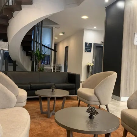 Hotel Nina