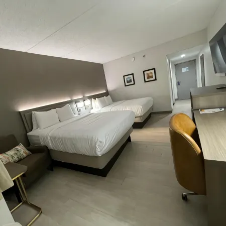 Comfort Inn & Suites Syracuse-Carrier Circle