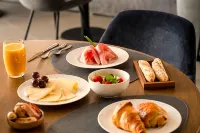 Mercure Geneva Airport - breakfast