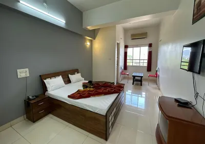 薩朗激素旅館 RTO Karad附近的飯店