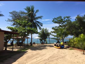 Gold Sand Beach Bungalow