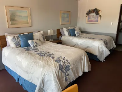 Blue Spruce Motel Hotel a 