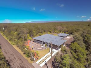 Hale O'Hia Lehua 3 Bedroom Home by Redawning