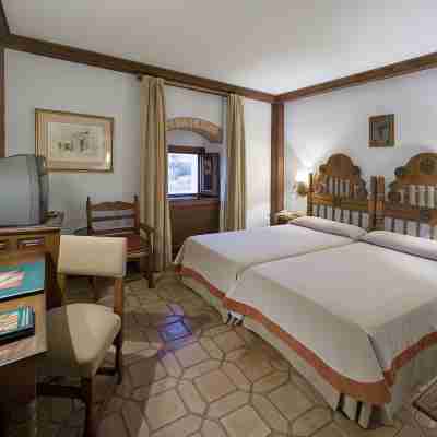 Parador de Plasencia Rooms