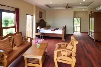 Sara Beachfront Boutique Resort Hotels in Amphoe Pathio