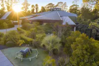 Jamala Wildlife Lodge Hotel dekat Lake Burley Griffin