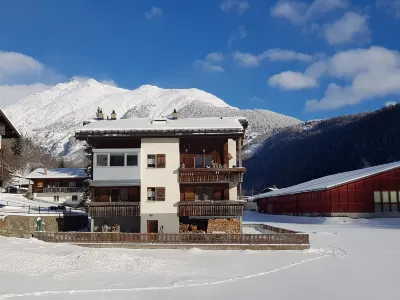 Lischa 3. OG Süd Snow Fun Park Jungfraujoch 주변 호텔