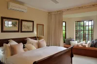 Highgrove House Country Hotel, Restaurant, Farm & Spa - Balkoner