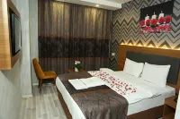 BİANCA Deluxe Hotel Van