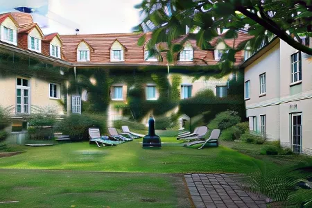 Konsumhotel Dorotheenhof Weimar Отели рядом с достопримечательностью «University of Weimar»