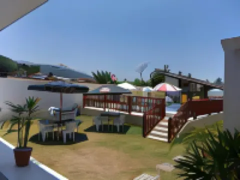 馬爾塞爾塔尼泳池旅館