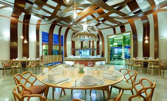 Grand Palladium White Sand Resort & Spa - All Inclusive