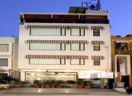 Hotel Harsh Paradise