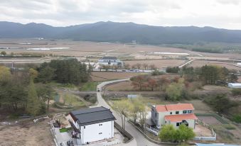 Gyeongju Songhwa Pension