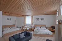 Alpenpension Haslinger Hotels in Gemeinde Flattach