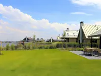 Modern Lodge with Combi Microwave Hotels near Gasthuiskapel