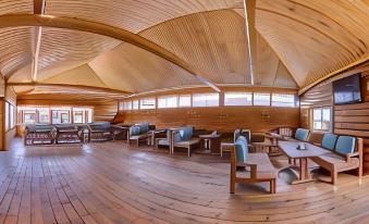 Elbrus Hotel