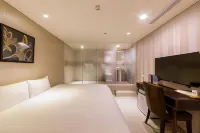 Xinshe Hotel (Chungli Branch)