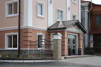 Avenue Park Hotel (Авеню Парк Отель) Отели рядом с достопримечательностью «Флигель купцов Дерягиных»
