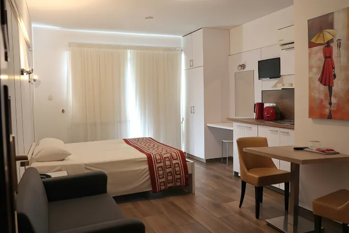 Layiotis Hotel Apartments Hotels near Park of Faneromeni