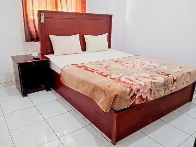 Karanggoso Indah Hotel Hotel dekat Pantai Pasir Putih Karanggongso