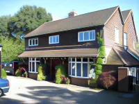 Trumbles Gatwick B&B Hotels in Mole Valley