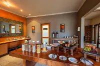 Singa Lodge - Lion Roars Hotels & Lodges Hotels in Port Elizabeth
