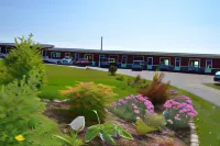 Clifty Cove Motel Hotels in Hubbards