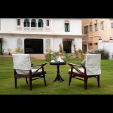 錢德拉維拉斯遺產住宿