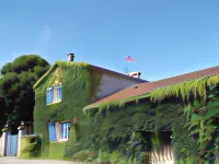 Le Clos de la Font Queroy Hotel dekat Aventure Parc Lacs De Haute Charente