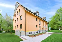 VK - H - Zurich Airport - Luxury - Homestay - Haldenstrasse - Kloten Hotels in Bassersdorf