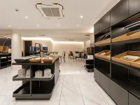 Hotel Alvorada Hotels near Tamariz Beach